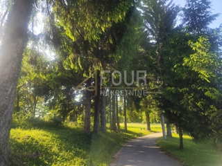 Vrbovsko, 2.216m2