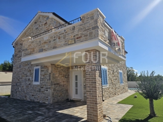 Vrsi, 165m2