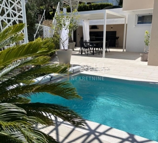 Istria, Labin, nuova costruzione, lussuosa villa con piscina,