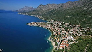 Terreno per edifici nella riviera di Makarska