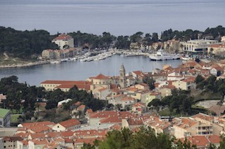 Terreno edificabile per fabbricati o ville con vista mare