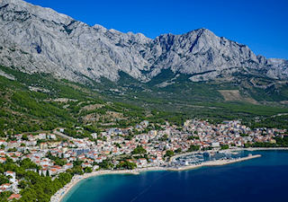 Baška Voda nuova costruzione - attico con piscina