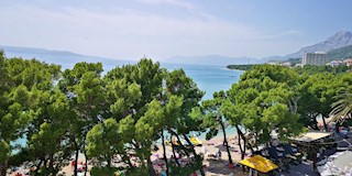 Attico di lusso con vista mare sulla spiaggia di Makarska