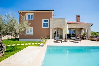 Villa vicino a Poreč