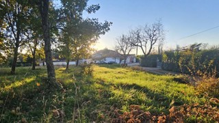 Terreno edificabile 809 m² in vendita vicino a Parenzo con permesso di costruire una villa