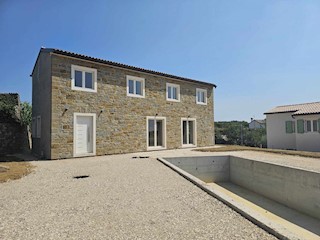 Villa vicino a Momjan