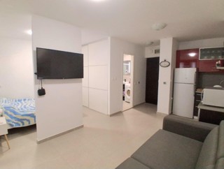 Appartamento ristrutturato con 2 camere da letto a 200 m dal mare a Červar-Porat – 37 m²