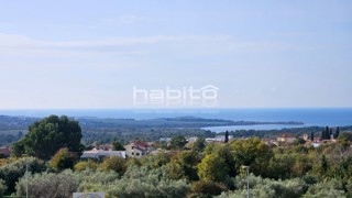 DINTORNI DI PARENZO – Nuova Costruzione di Lusso con Vista Panoramica sul Mare e sulle Alpi!