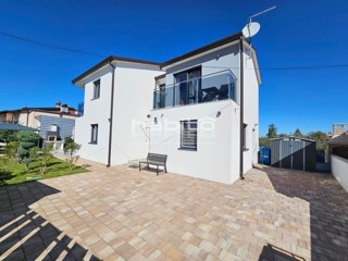 Zona Parenzo - OCCASIONE! Casa indipendente con piscina