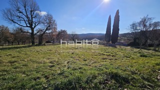 Terreno edificabile residenziale – dintorni di Montona (Motovun)