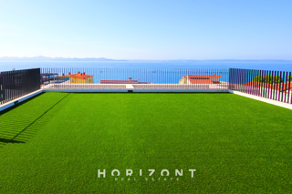 Appartamento moderno con terrazza sul tetto - vista panoramica sul mare