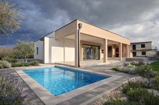 Moderna casa al piano terra vicino a Zadar