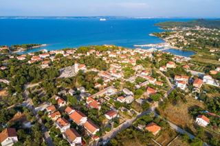 Terreno fantastico vicino al mare e alla spiaggia