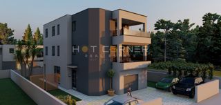 Medulin, posizione top, 400 m dalla spiaggia, appartamento al piano terra con giardino