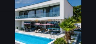 Taboo Villa - Moderna eleganza e lusso vivace