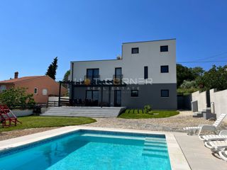 Casa Pješčana Uvala, Medulin, 180m2