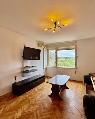 Appartamento da ristrutturare a Pola – 56 m²