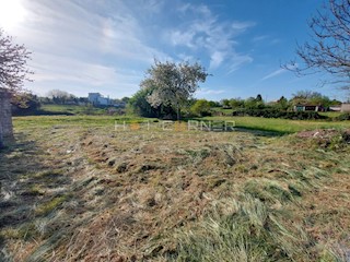 Terreno Svetvinčenat, 430m2