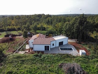 Barban, Villa Mediterranea in un Ambiente Incantevole, a 8 km dalle Spiagge