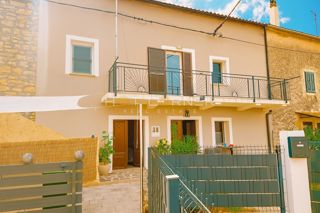 Istria, casa in pietra completamente ristrutturata vicino a Poreč