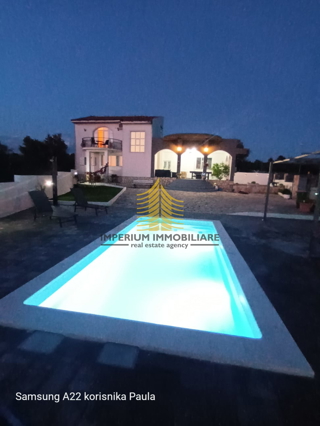 Appartamento, Vendita, Primošten, 63m2, 2,5 vani (2 camere + soggiorno doppio)
