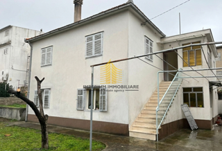 Casa, Vendita, Split, Kocunar, 240m2, Indipendente