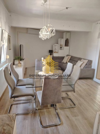 Appartamento, Vendita, Pola, 96m2, 3,5 vani (3 camere + soggiorno doppio)