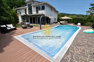 Casa, Vendita, Zagabria, Gajnice, 300m2, Indipendente