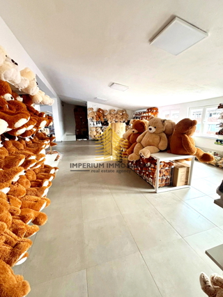 Spazio commerciale, Vendita, Samobor, Centro, 631m2, Complesso commerciale