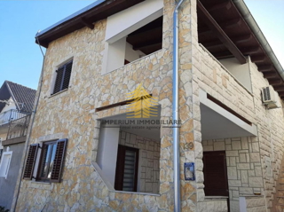 Casa, Vendita, Provincia di Šibenik, Bilice, 240m2, Casa bifamiliare
