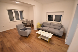 Casa, Vendita, Gornja Dubrava, Trnovčica, 272m2, Edificio residenziale plurifamiliare