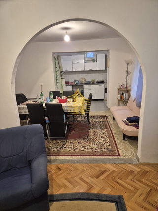 Appartamento, Vendita, Knin, 97,47 m², 2,5 locali (2 camere + soggiorno doppio)