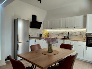 Appartamento, Vendita, Kaštel Lukšić, 55m2, 2,5 locali (2S+DB)