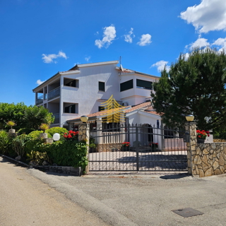 Casa, Vendita, Marina, 470m2, Indipendente