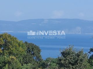Zona Labin, terreno edificabile 4508 m2 con vista mare