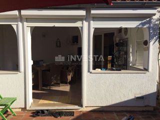 Barbariga, casa al piano terra con parcheggio, superficie 90m²