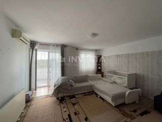 Appartamento con terrazza e giardino in una zona richiesta a Pola