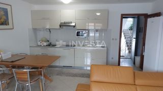 Appartamento a Karigador, 80 m² Vicino al Mare