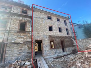 Svetvinčenat, Juršići, casa a schiera con appartamento aggiuntivo