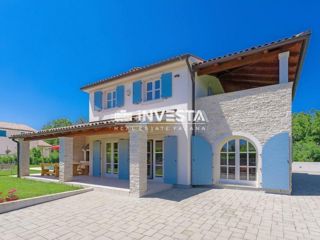 Marcana, tradizionale villa istriana con piscina, 160 m2
