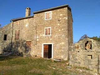 Casa istriana autentica con una splendida vista