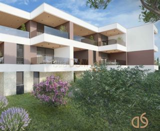 Appartamento Valdebek, Pula, 75m2