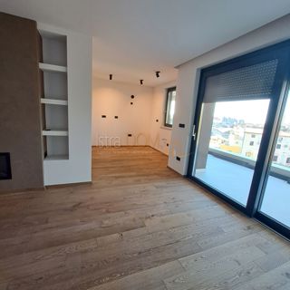 Appartamento Šijana, Pula, 120,75m2