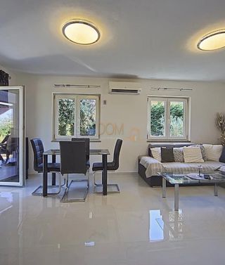 Casa Valtura, Ližnjan, 100m2