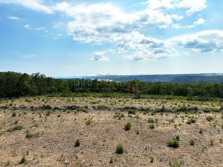 Terreno Stanišovi, Raša, 8.600m2