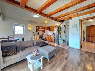 Appartamento duplex vicino a Parenzo