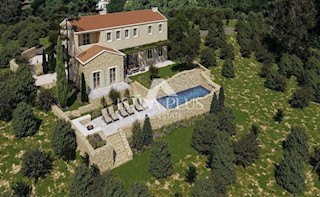 Villa di lusso con benessere in una splendida posizione!