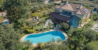 Villa da favola con piscina a Parenzo