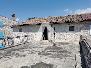 Casa in pietra - zona Orsera