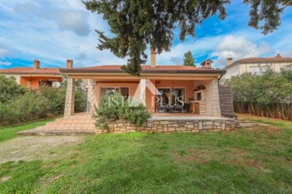 Istria, zona Parenzo - Casa indipendente con vista mare!!